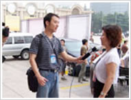 央视记者现场采访中国北京孕婴童博览会组委会秘书长